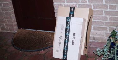 Paket vor die Tür gelegt – wer haftet bei Diebstahl oder Beschädigung